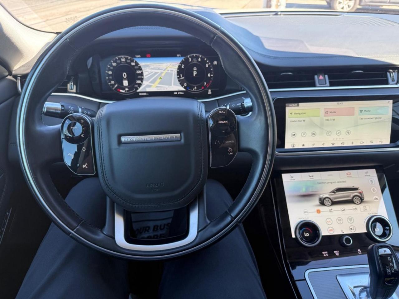 2020 Land Rover Evoque SE /MASSAGE SEATS /PANO ROOF /MERIDIAN /BLACK PKG Photo