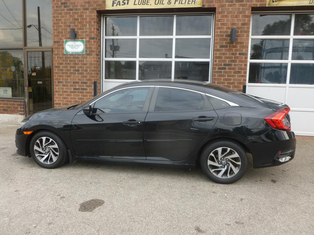 2017 Honda Civic EX Photo