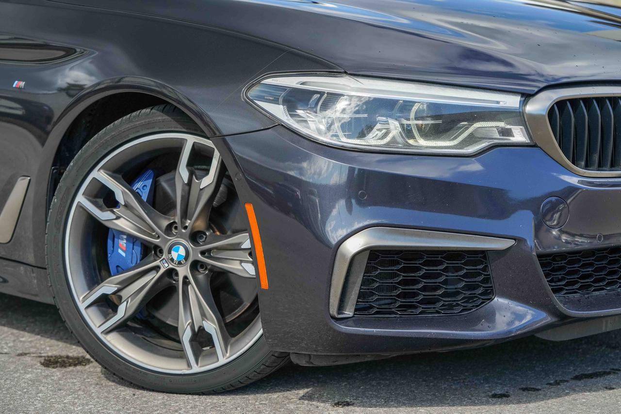 2018 BMW 5 Series M550i xDrive Photo