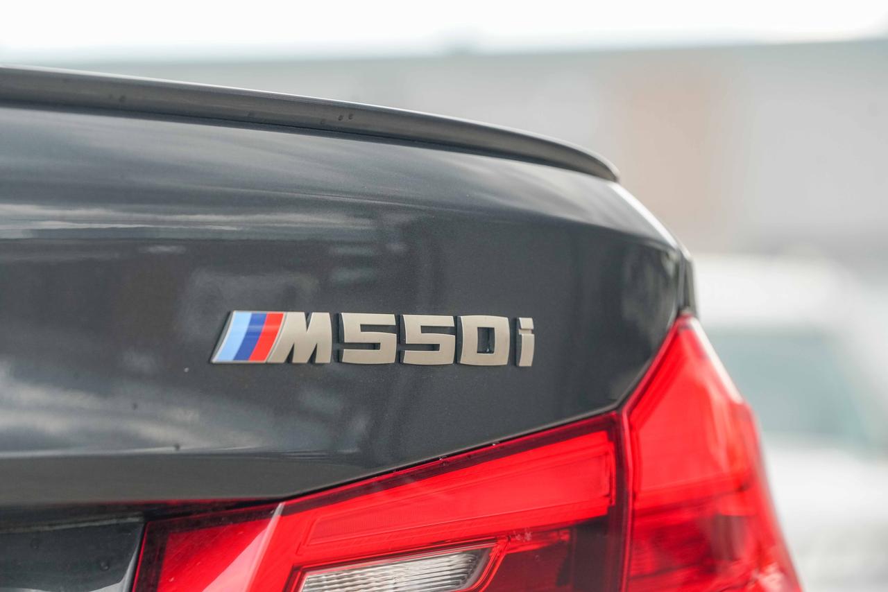 2018 BMW 5 Series M550i xDrive Photo
