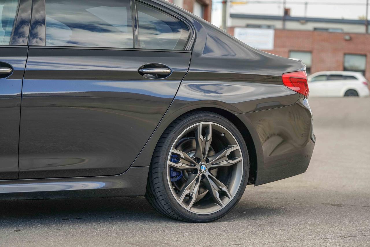 2018 BMW 5 Series M550i xDrive Photo