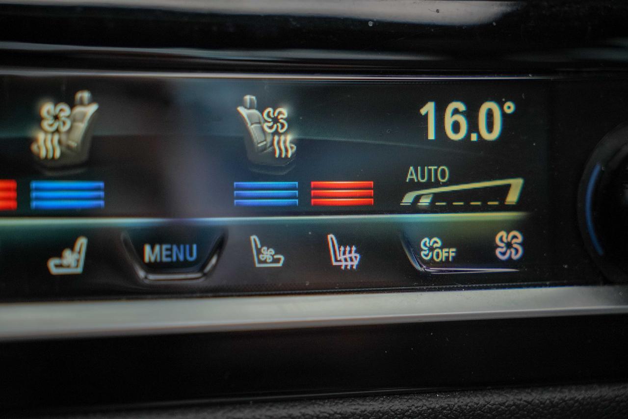 2018 BMW 5 Series M550i xDrive Photo