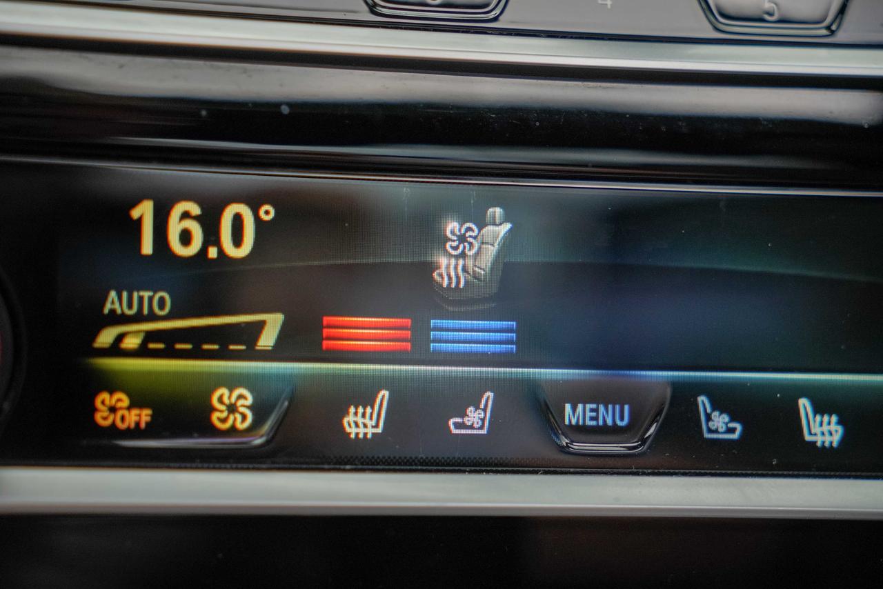 2018 BMW 5 Series M550i xDrive Photo