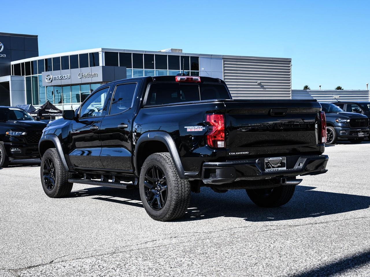 2025 Chevrolet Colorado Crew Cab Short Box 4-Wheel Drive Trail Boss Photo