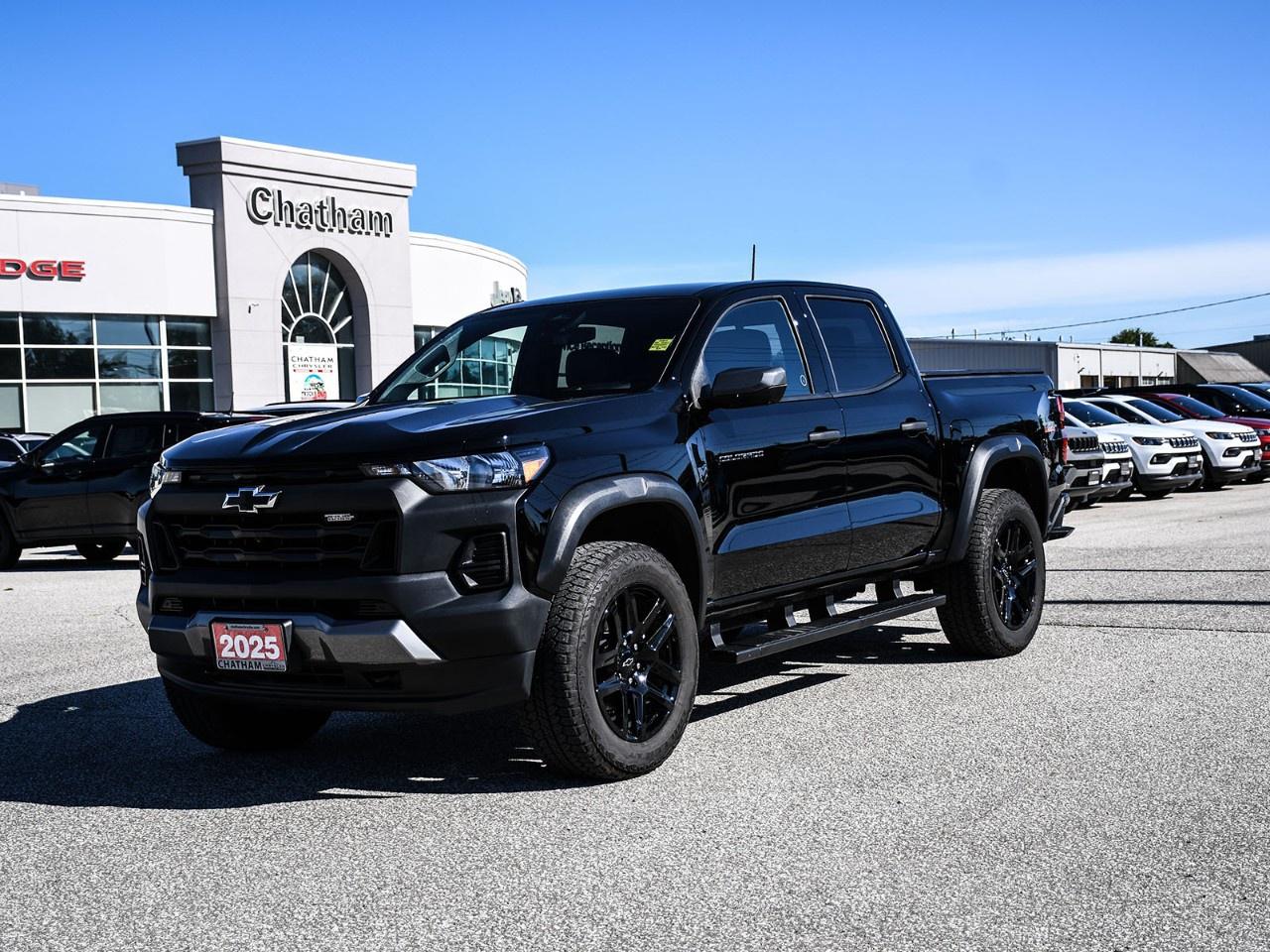 2025 Chevrolet Colorado Crew Cab Short Box 4-Wheel Drive Trail Boss Photo