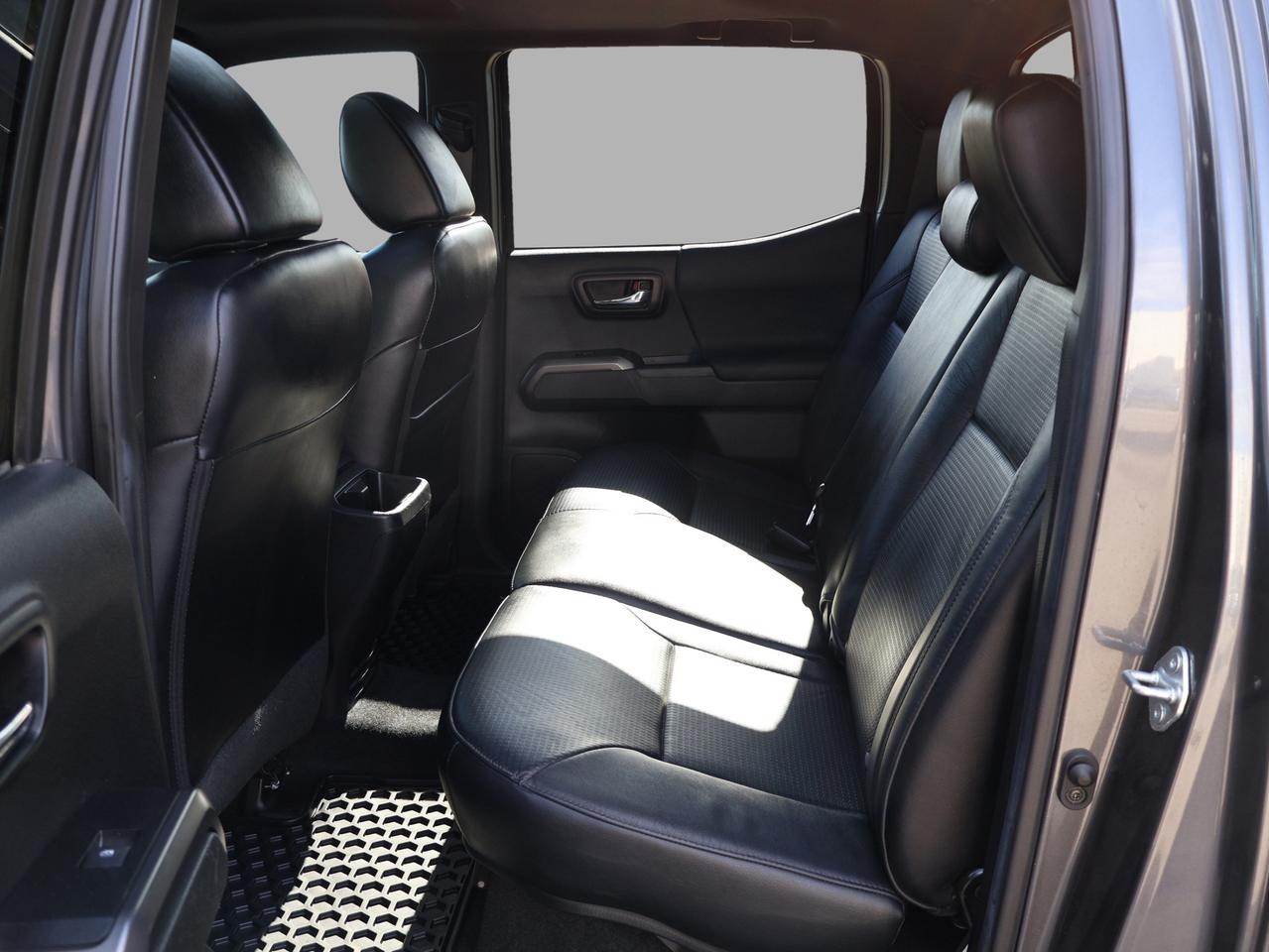 2022 Toyota Tacoma TRD SPORT 4WD *ACCIDENT FREE* CAMERA NAV BLUETOOTH LEATHER HEATED SEATS SUNROOF CRUISE ALLOYS Photo