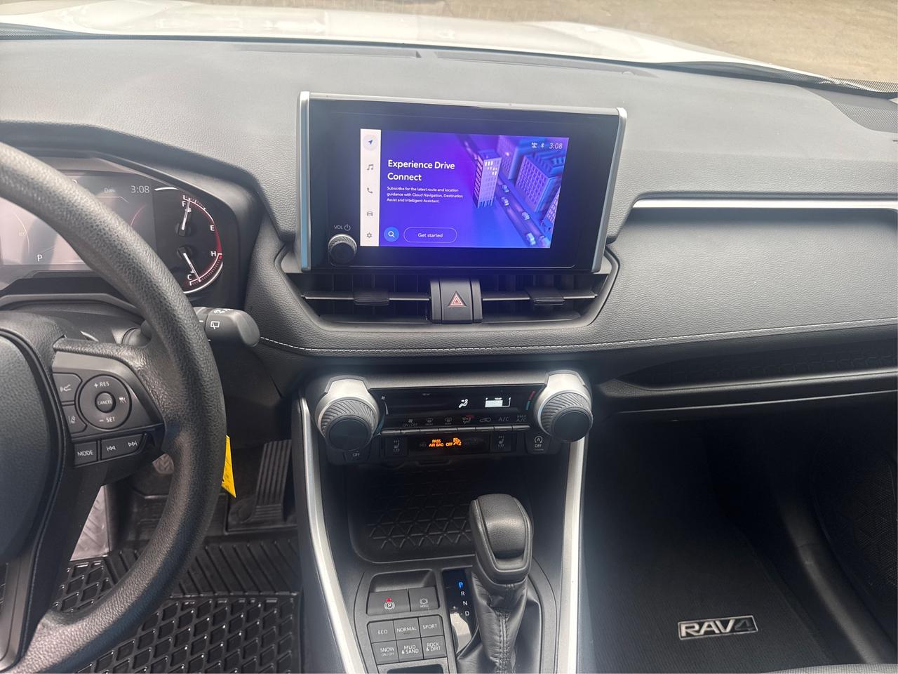 2024 Toyota RAV4 LE Photo