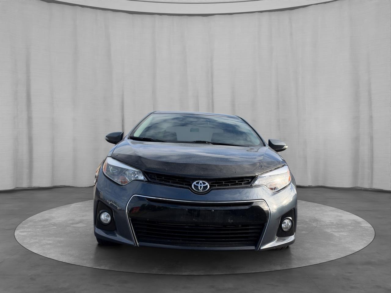 2014 Toyota Corolla S Photo1