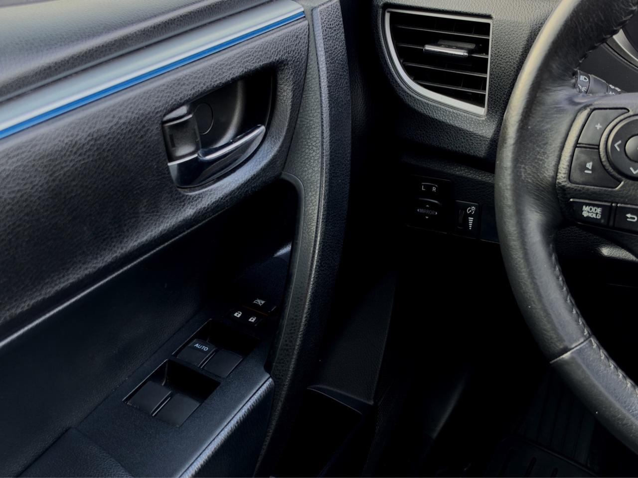 2014 Toyota Corolla S Photo