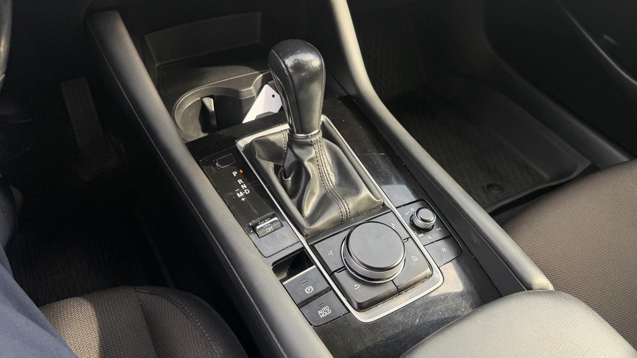 2019 Mazda MAZDA3 GS Photo
