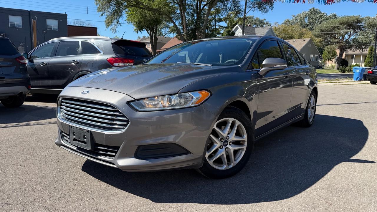 2013 Ford Fusion SE Photo0