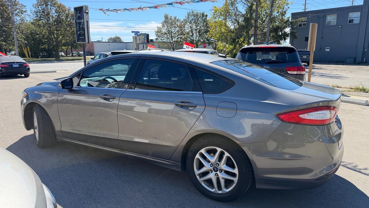 2013 Ford Fusion SE Photo