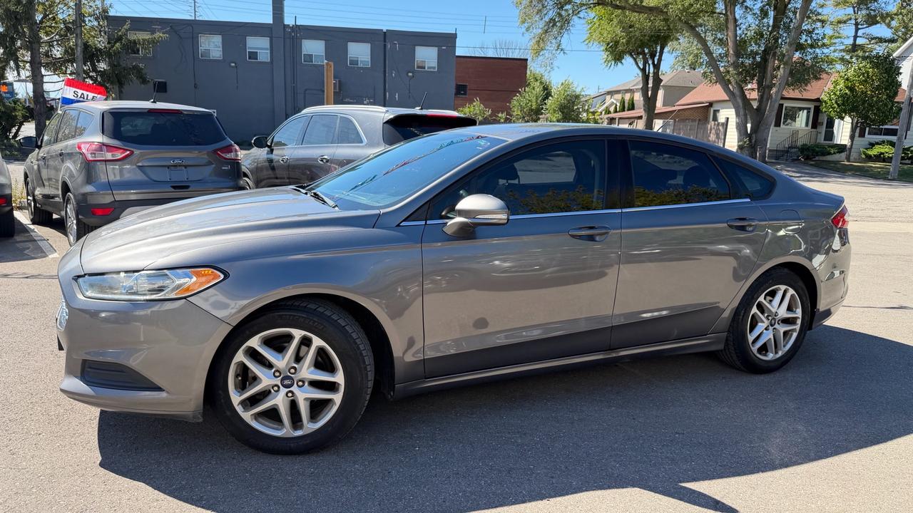 2013 Ford Fusion SE Photo