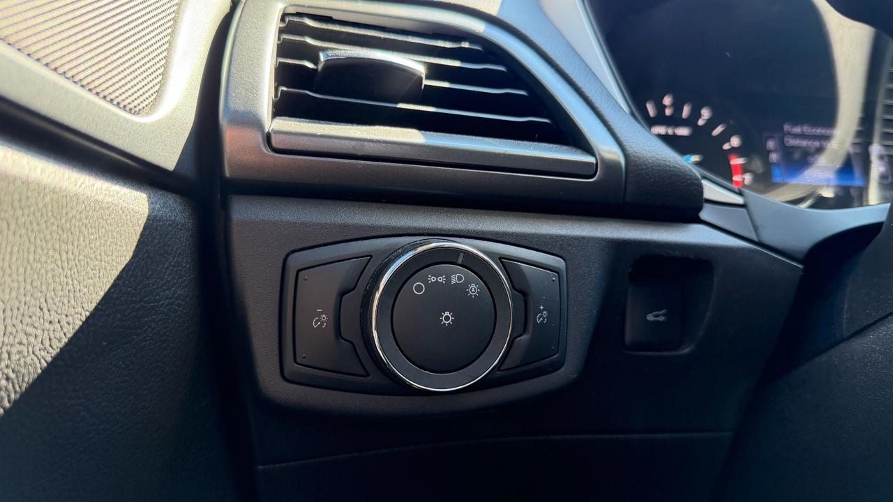 2013 Ford Fusion SE Photo