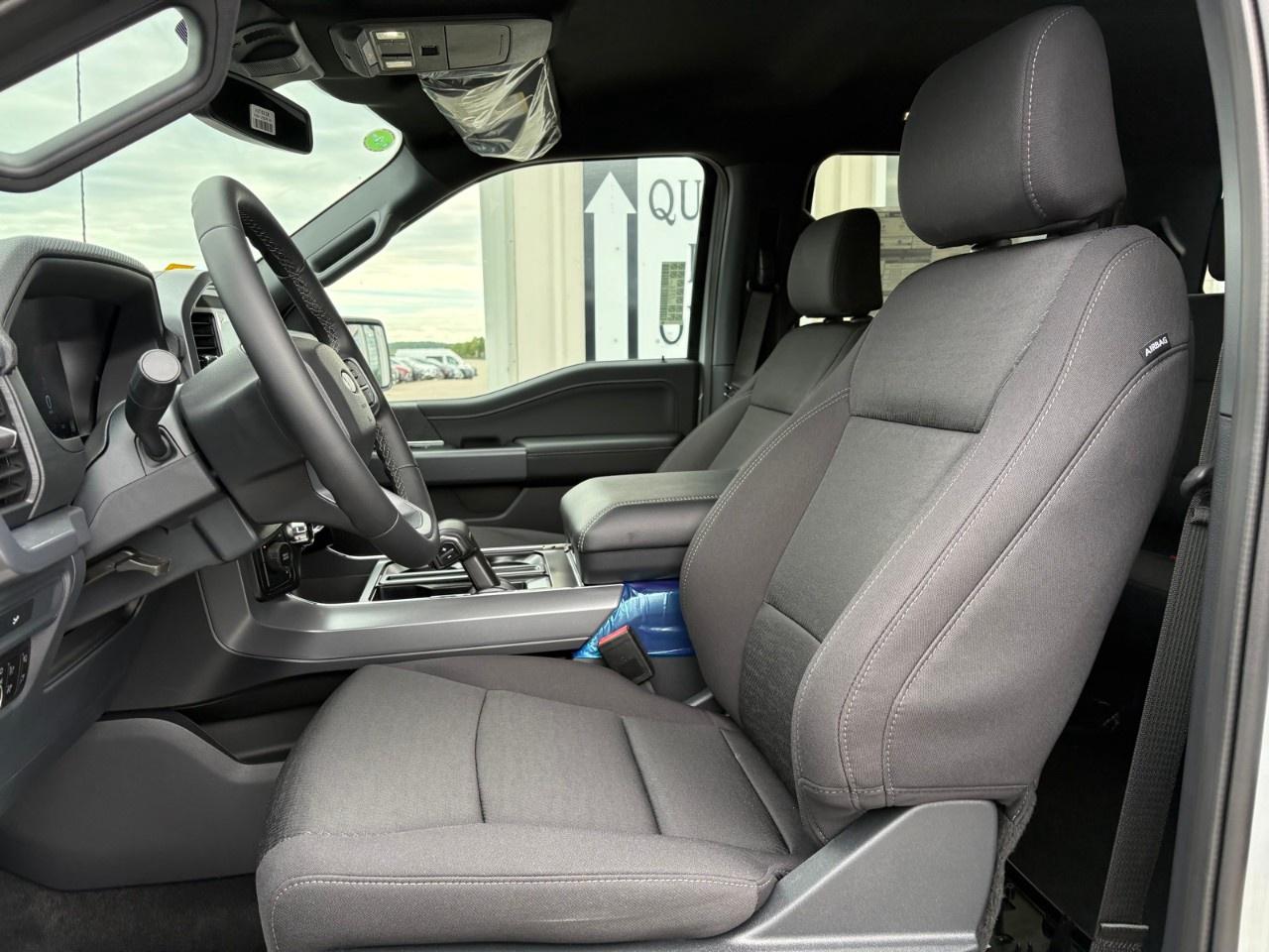 2026 Ford F-150 XLT 4WD SuperCrew 5.5' Box Photo