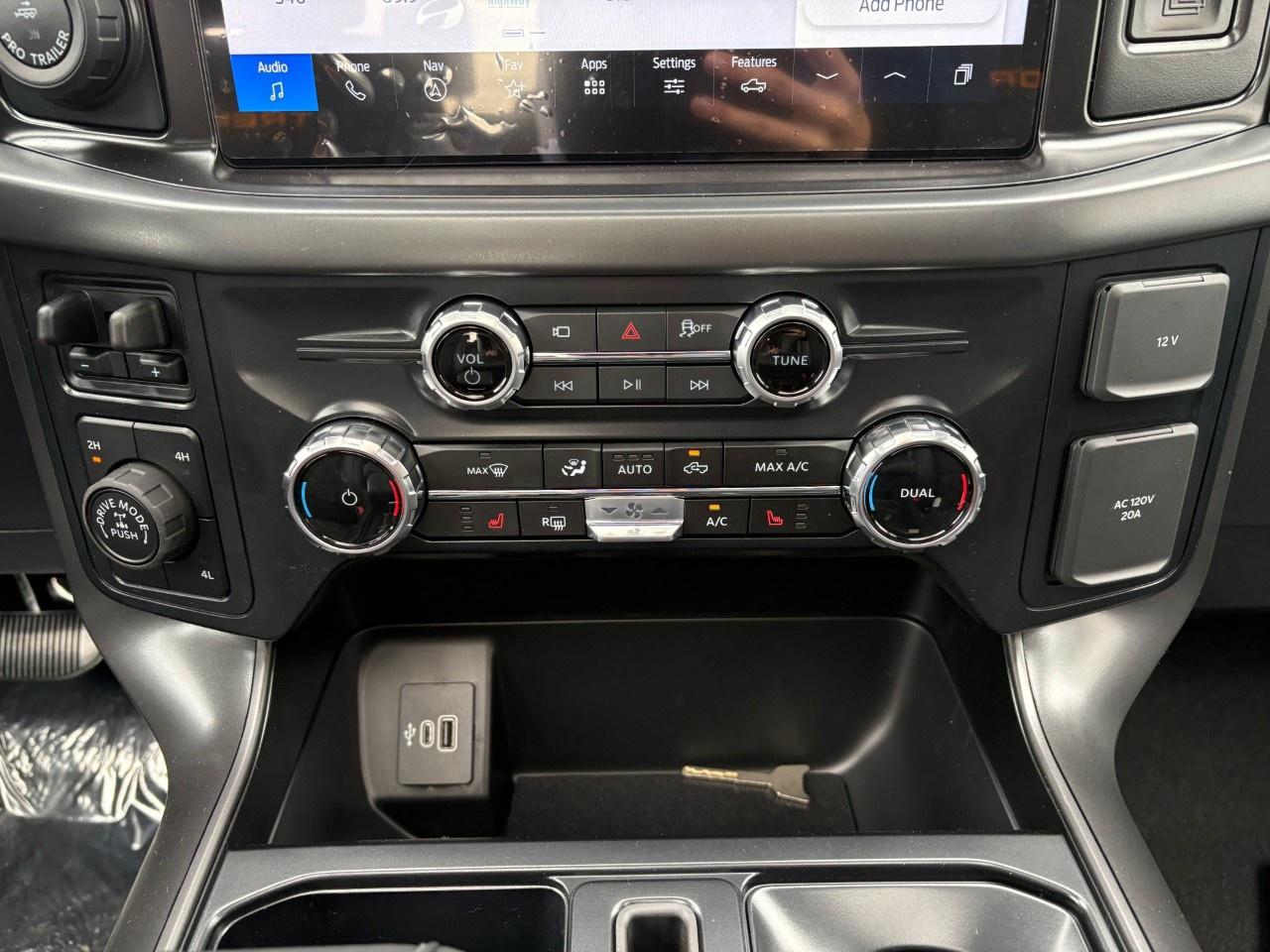 2026 Ford F-150 Tremor 4WD SuperCrew 5.5' Box Photo