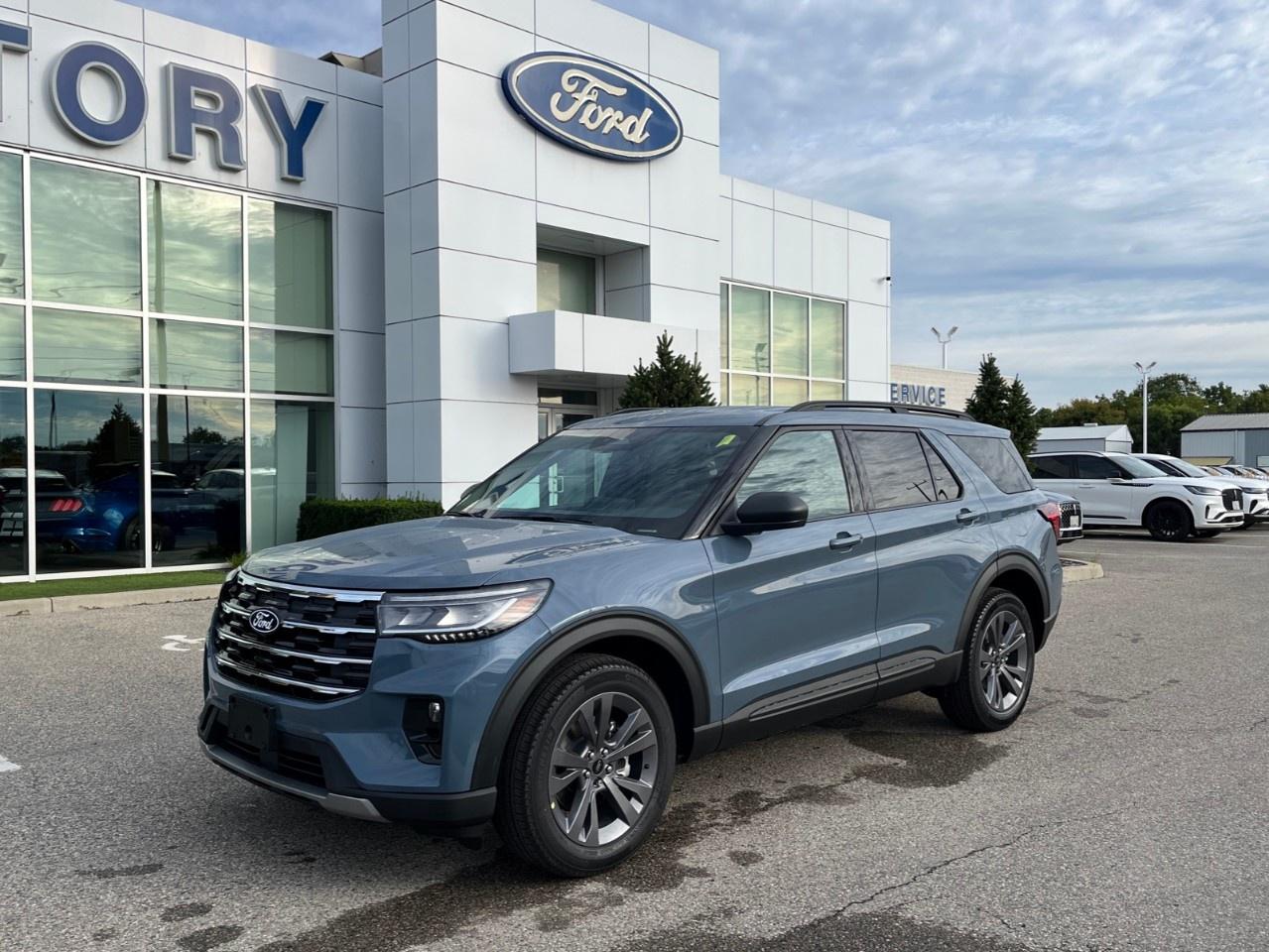 2027 Ford Explorer Active w/200A Pkg 4WD Photo5