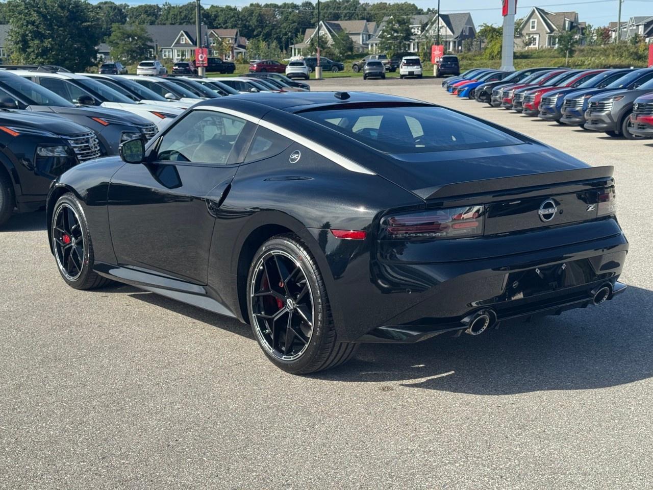 2027 Nissan 370Z Performance Manual Photo