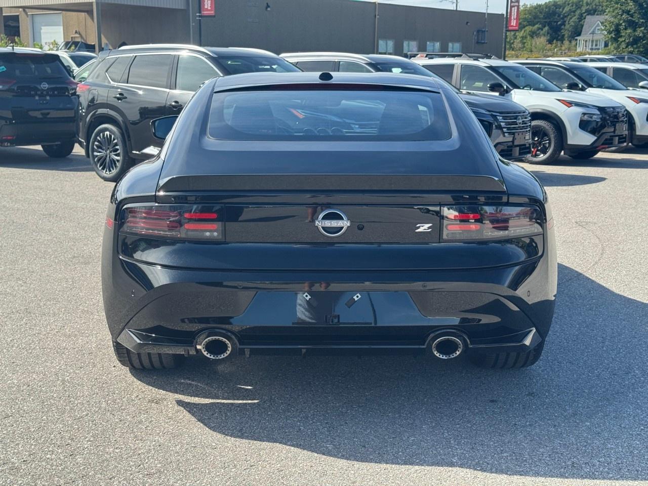 2027 Nissan 370Z Performance Manual Photo