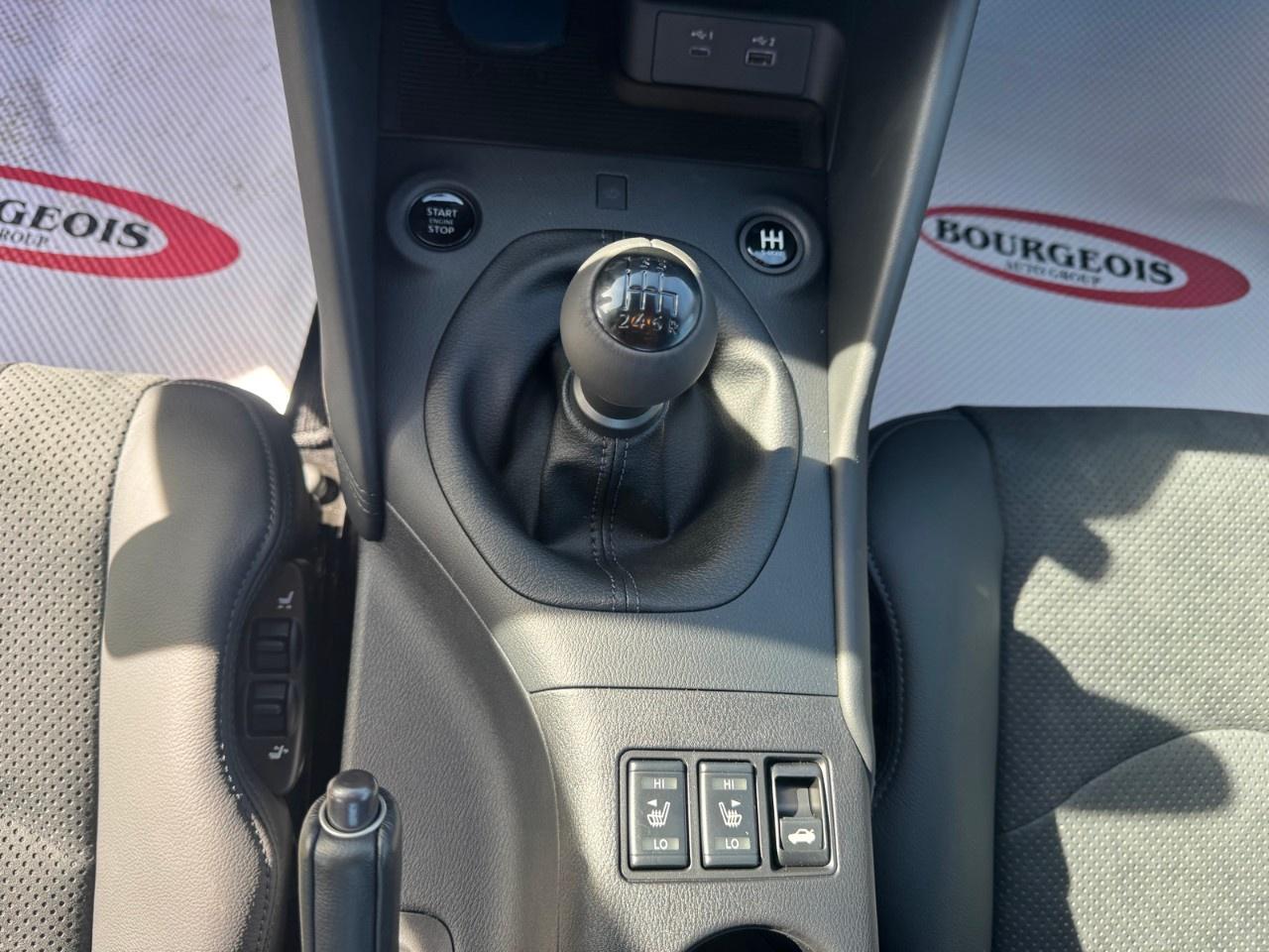 2027 Nissan 370Z Performance Manual Photo