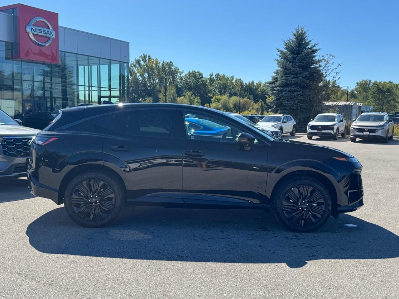 2027 Nissan Murano Dark Armor AWD Photo
