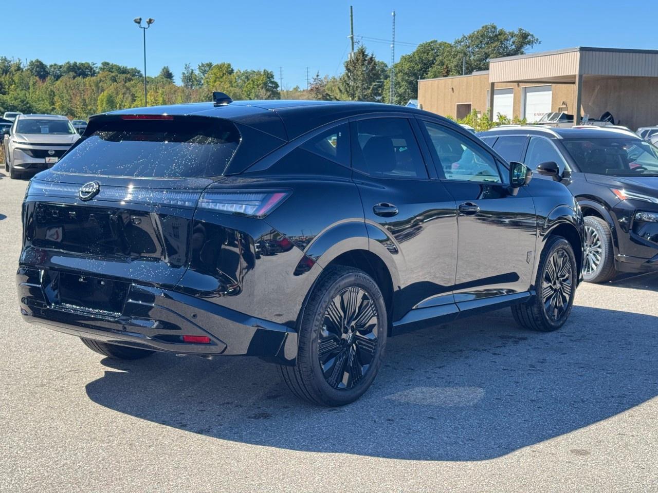 2027 Nissan Murano Dark Armor AWD Photo