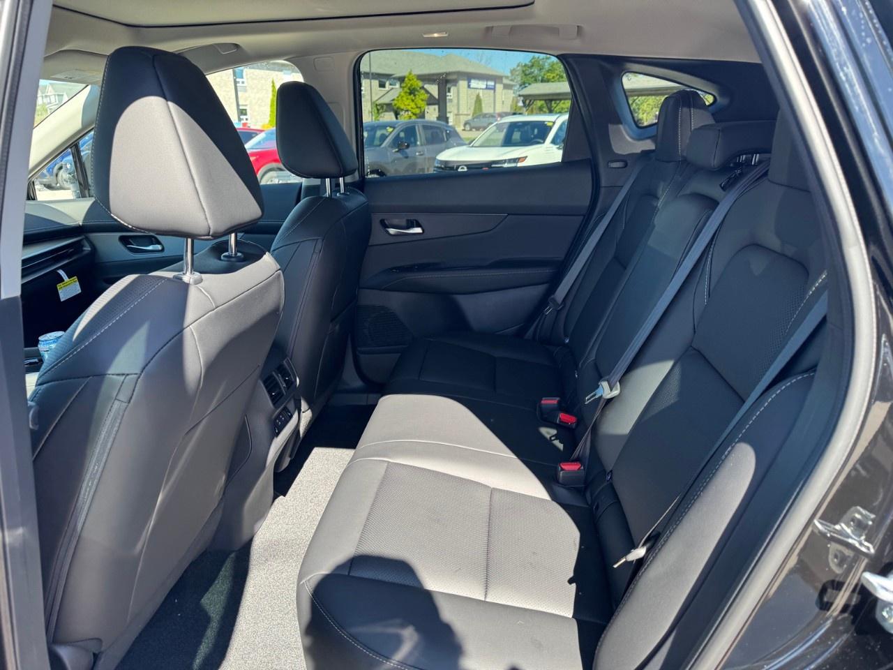 2027 Nissan Murano Dark Armor AWD Photo