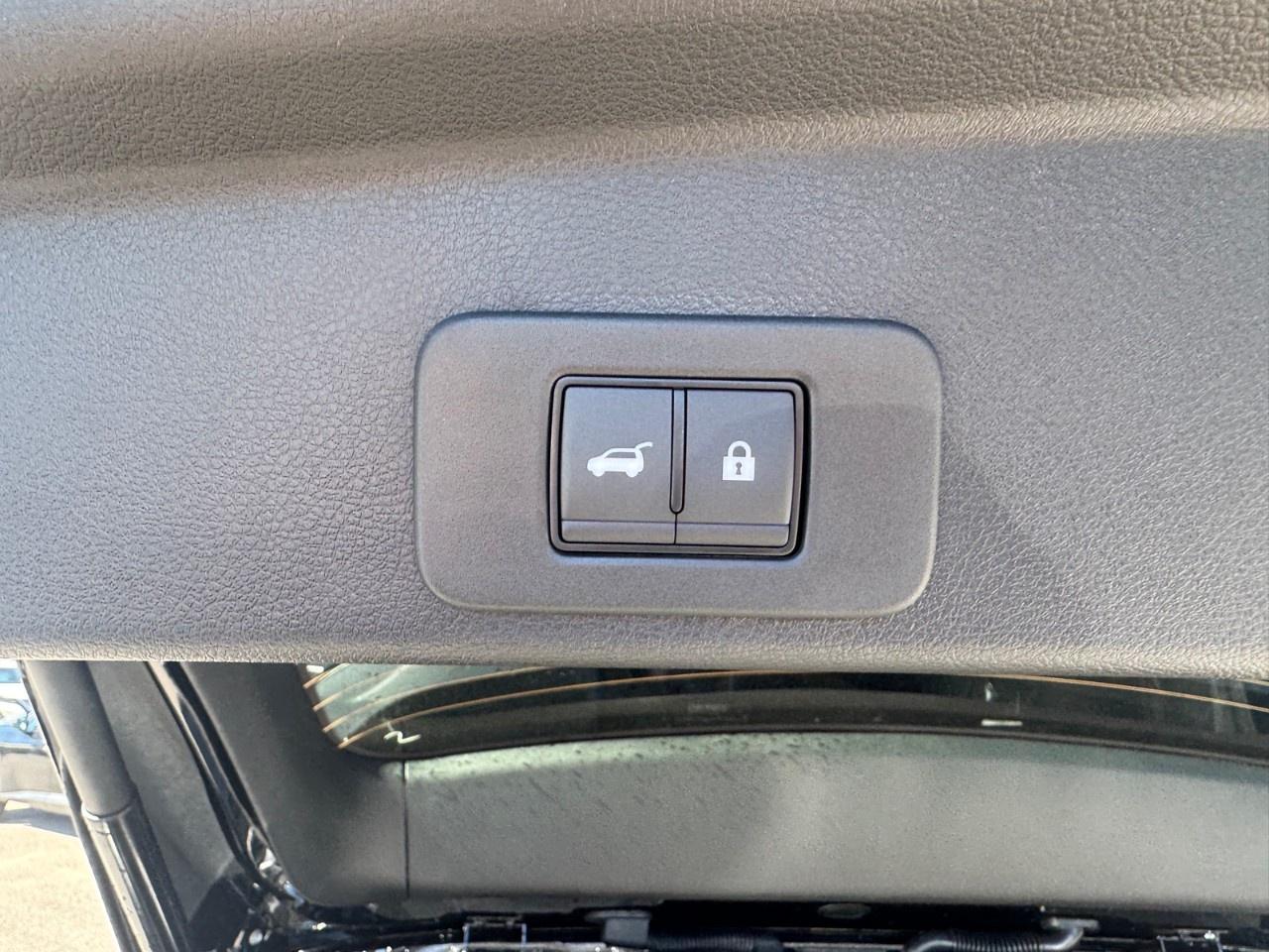 2027 Nissan Murano Dark Armor AWD Photo