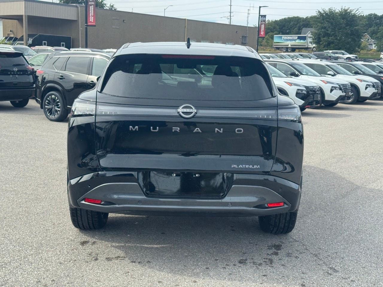2027 Nissan Murano Platinum AWD Photo4