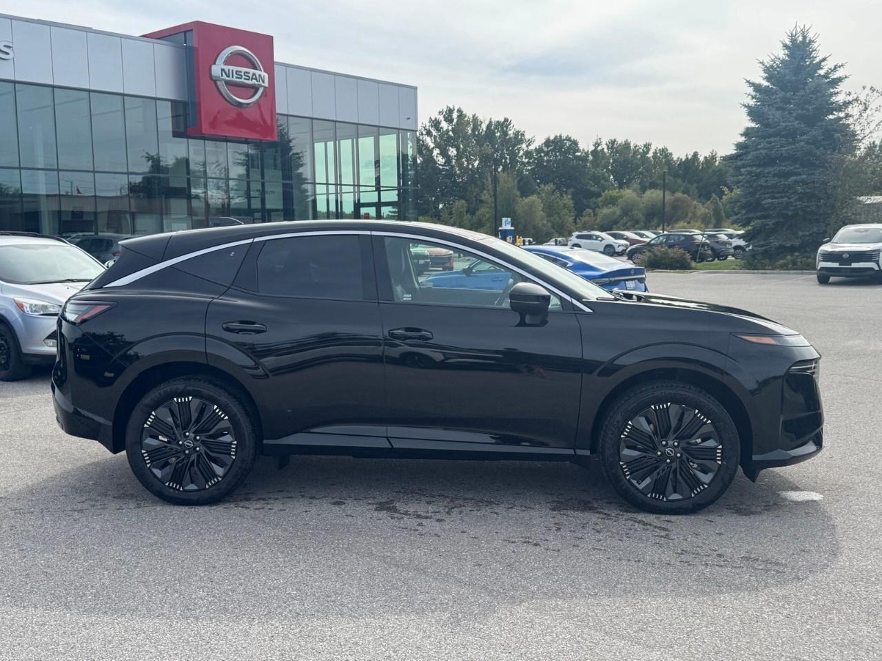 2027 Nissan Murano Platinum AWD Photo