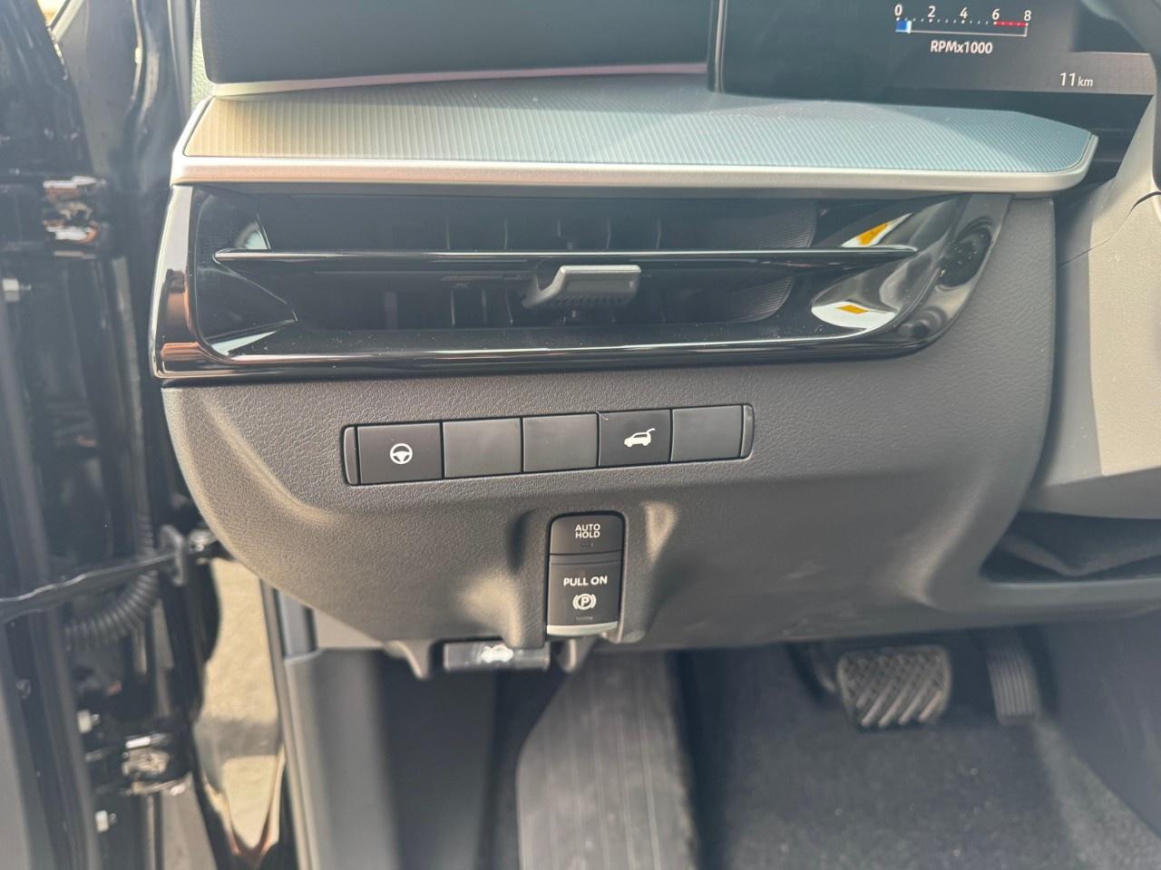 2027 Nissan Murano Platinum AWD Photo