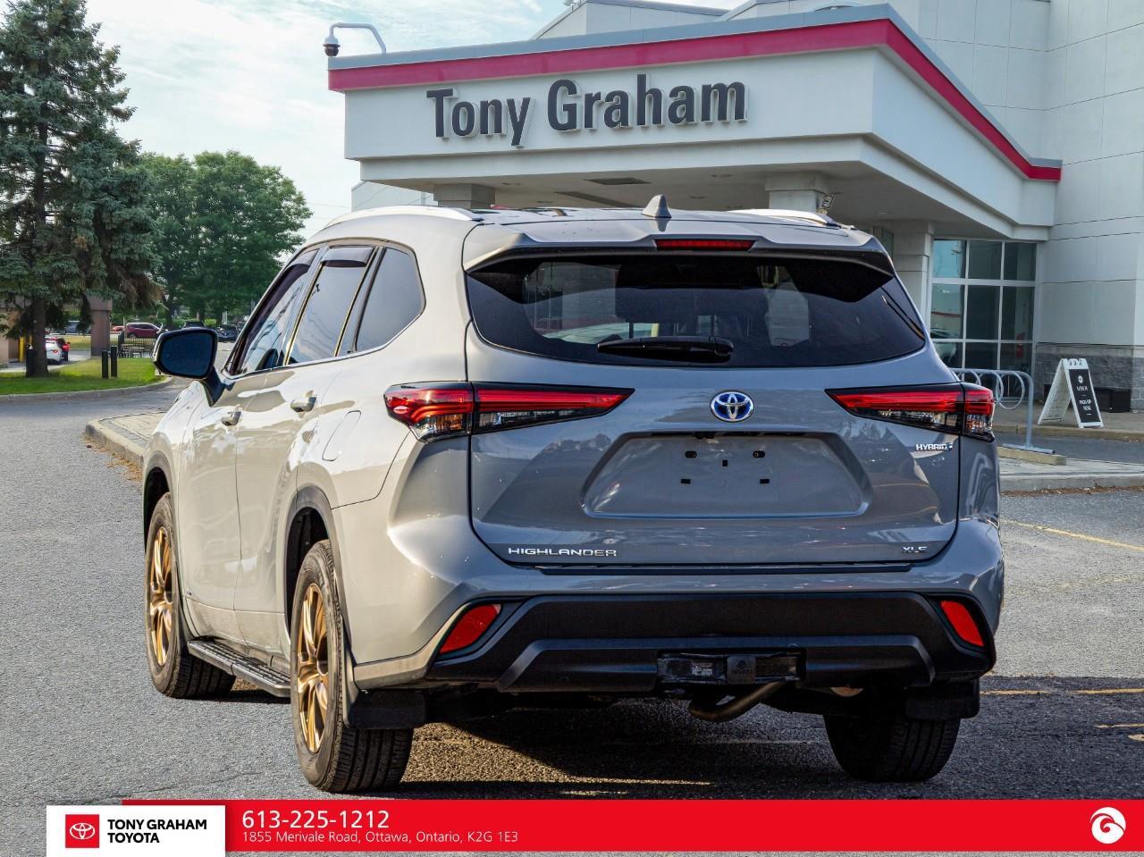 2022 Toyota Highlander HYBRID XLE Photo