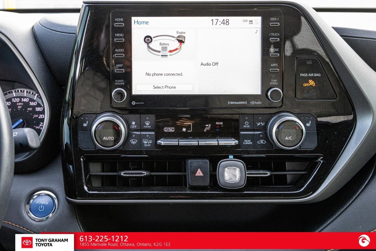 2022 Toyota Highlander HYBRID XLE Photo