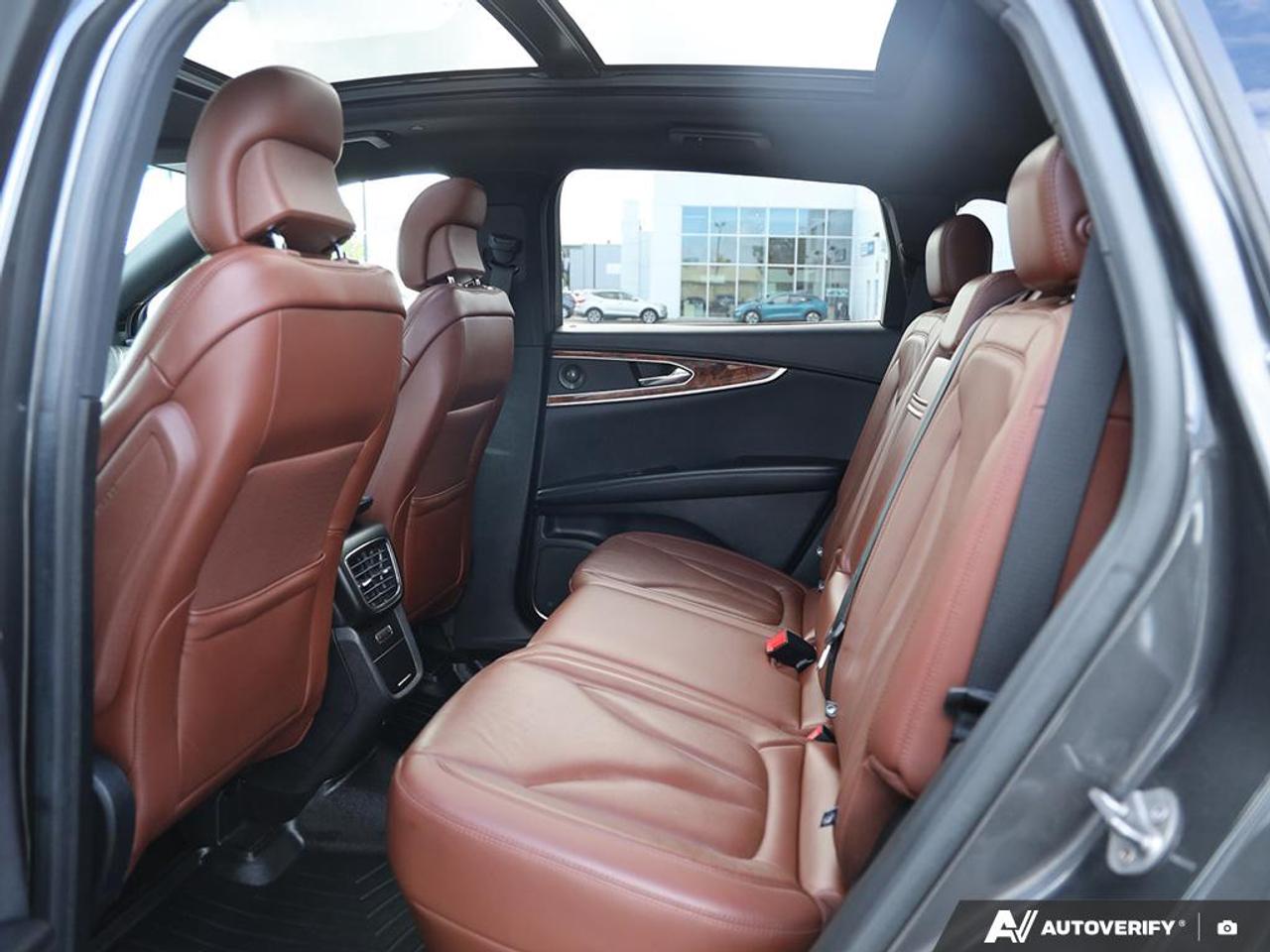 2019 Lincoln Nautilus Reserve NAV | PANO ROOF | HEATED SEATS Photo