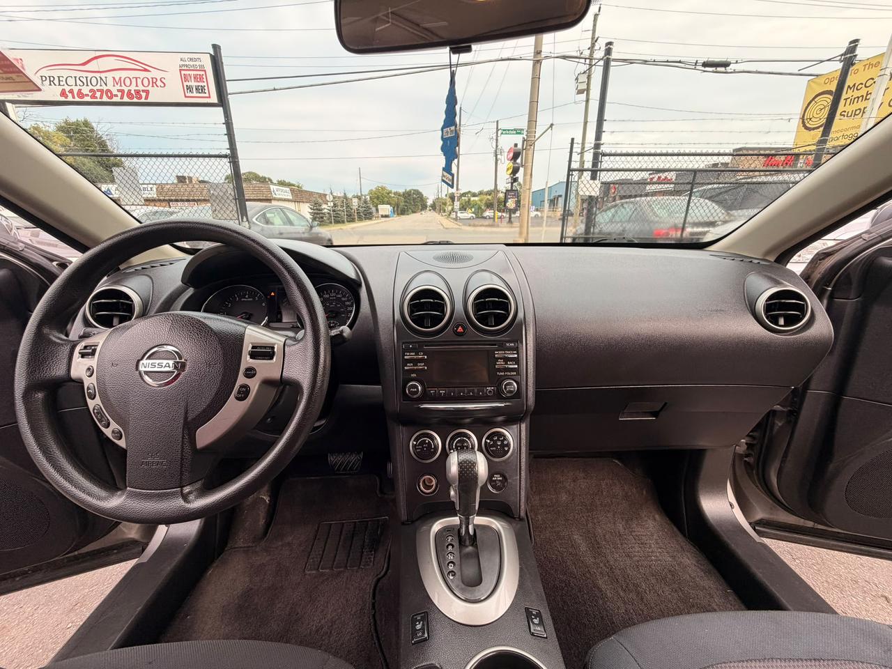 2013 Nissan Rogue SV Photo