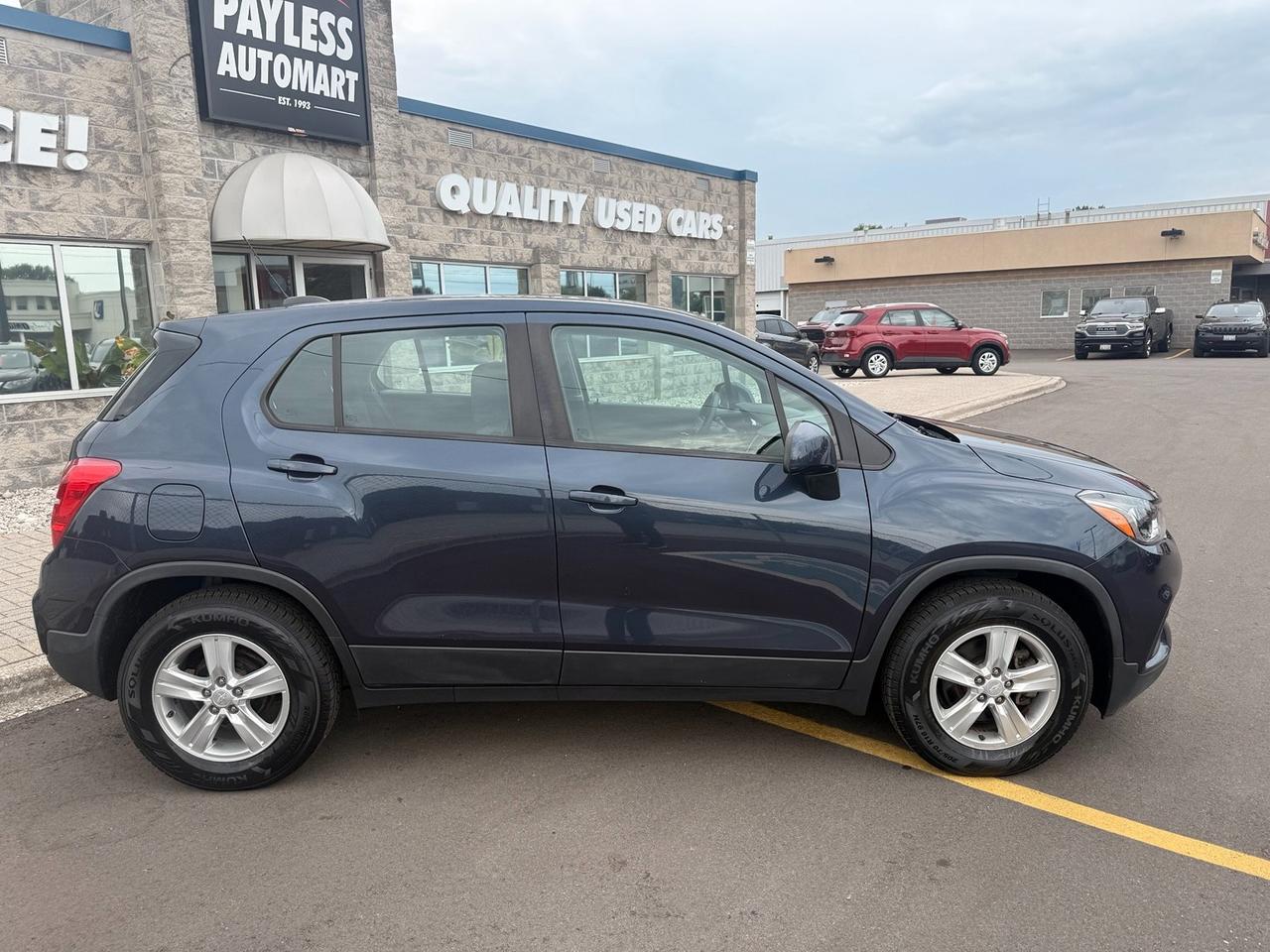 2019 Chevrolet Trax LS Photo5