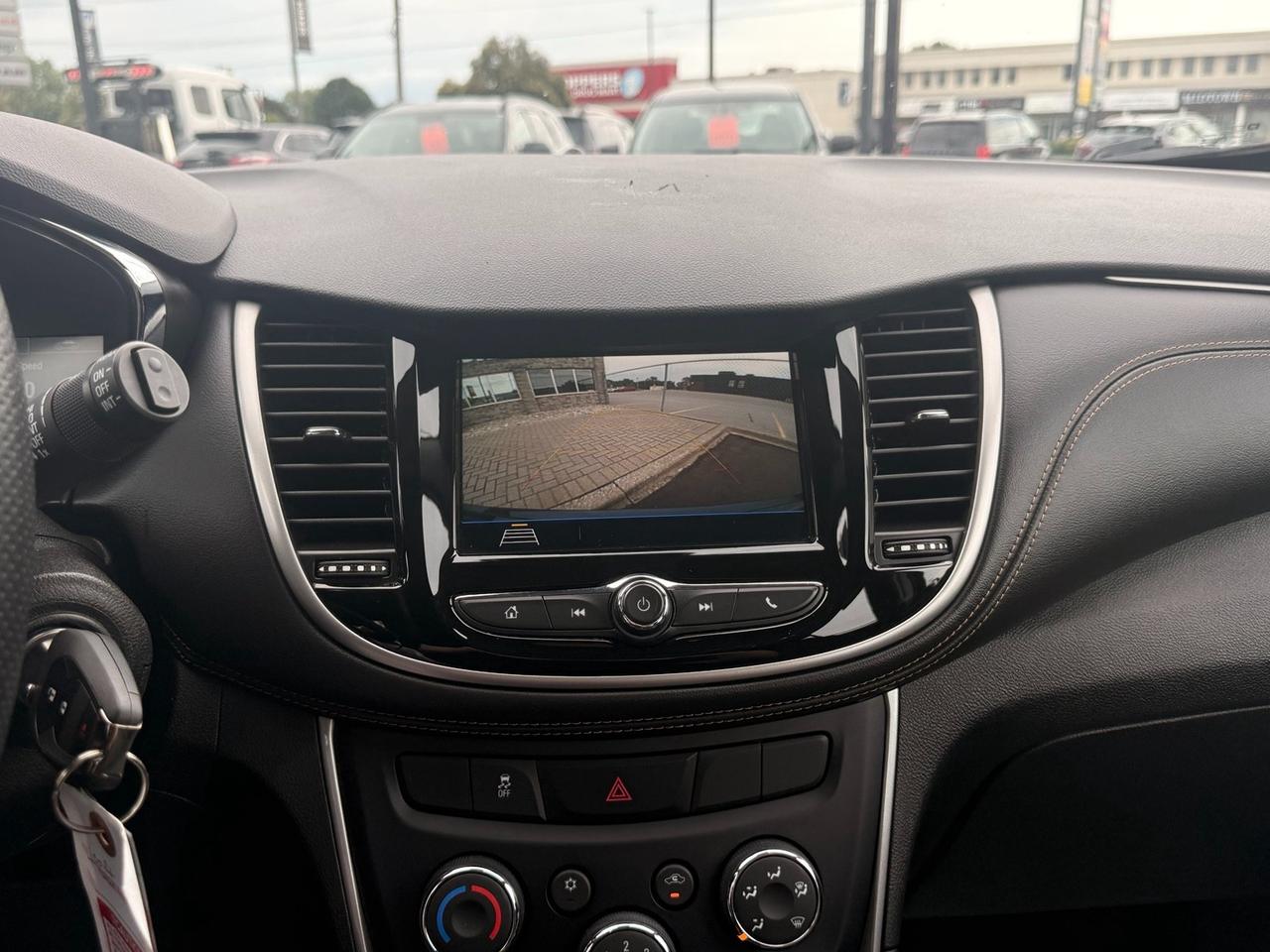 2019 Chevrolet Trax LS Photo