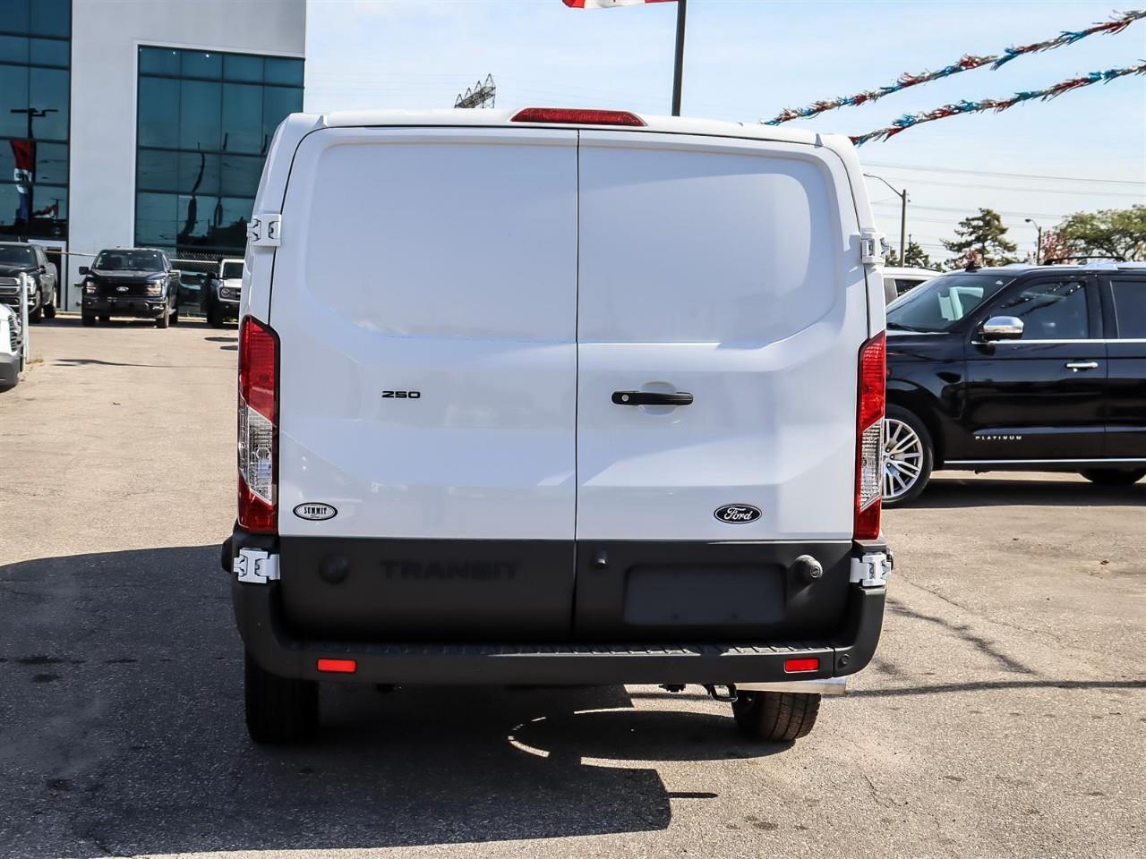 2027 Ford Transit 250  Photo