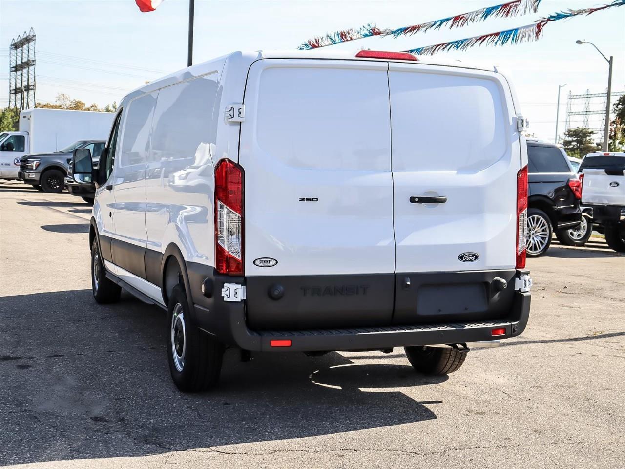 2027 Ford Transit 250  Photo