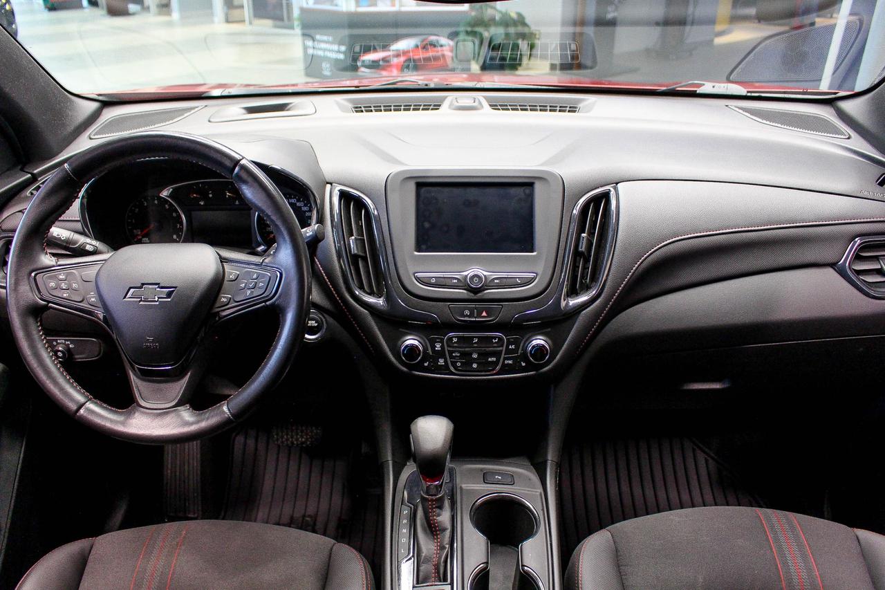 2022 Chevrolet Equinox RS HEATED SEATS - LEATHERETTE SEATS - POWER LIFTGATE Photo