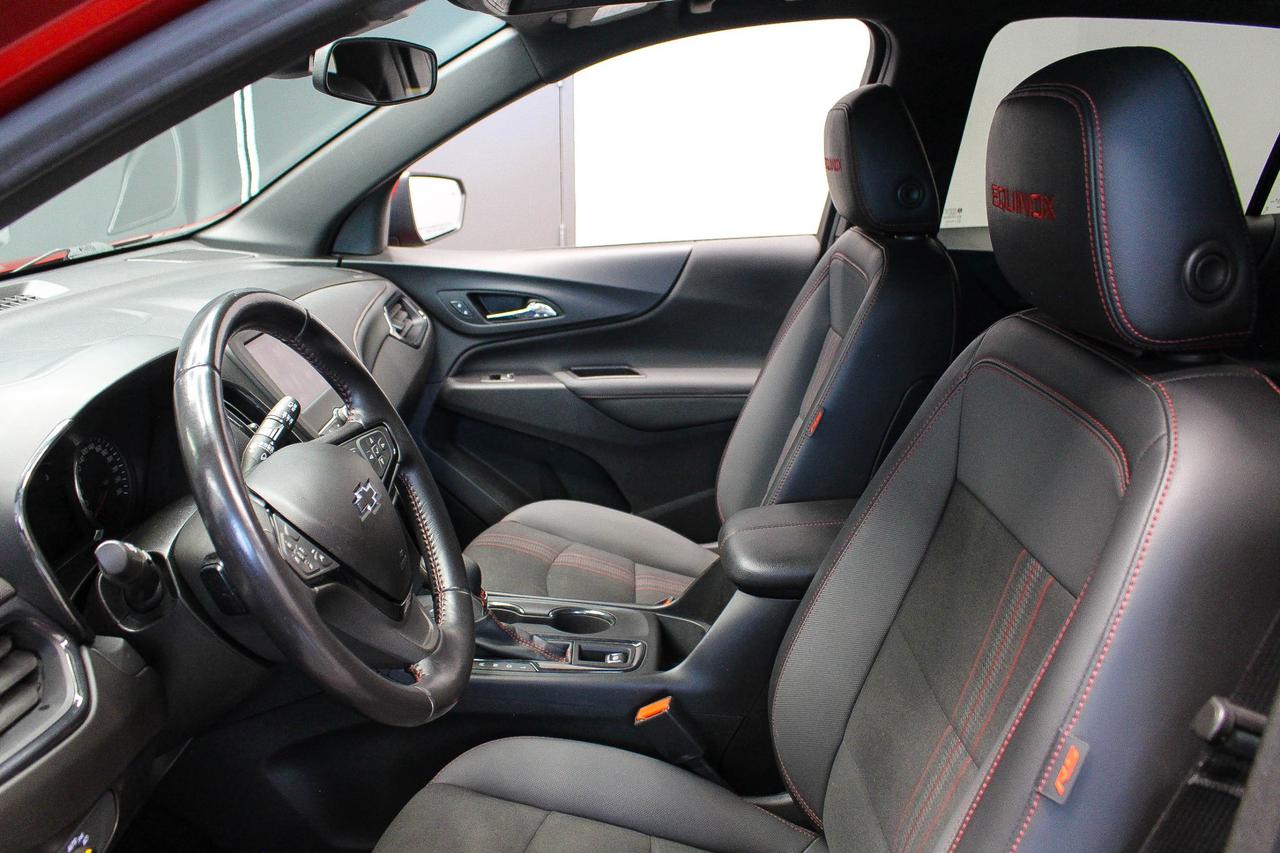 2022 Chevrolet Equinox RS HEATED SEATS - LEATHERETTE SEATS - POWER LIFTGATE Photo