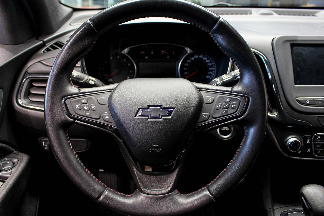 2022 Chevrolet Equinox RS HEATED SEATS - LEATHERETTE SEATS - POWER LIFTGATE Photo