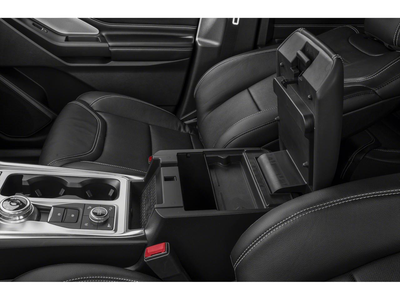 2020 Ford Explorer ST Photo5