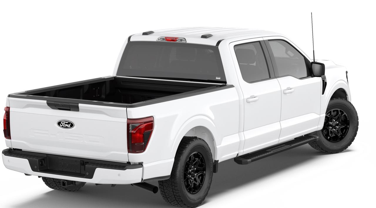2026 Ford F-150 XLT Photo2