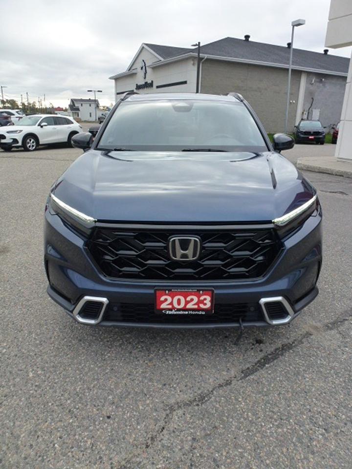 2023 Honda CR-V Hybrid Touring Photo1