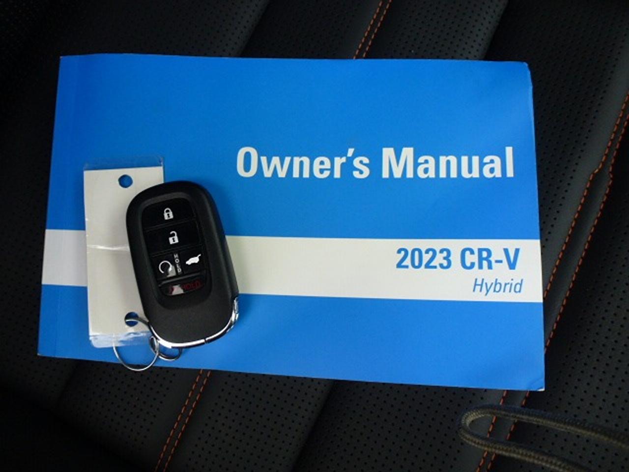 2023 Honda CR-V Hybrid Touring Photo