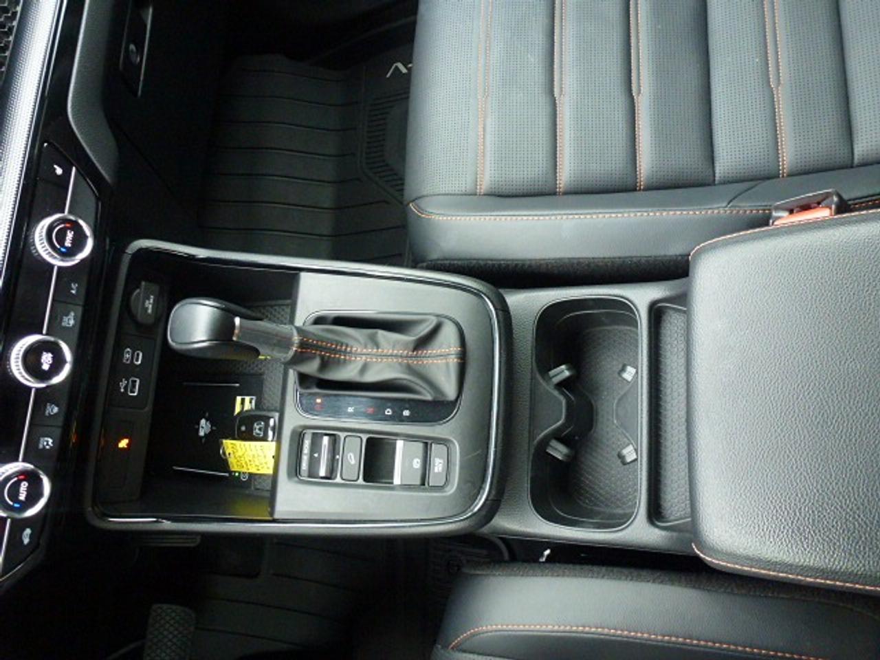 2023 Honda CR-V Hybrid Touring Photo