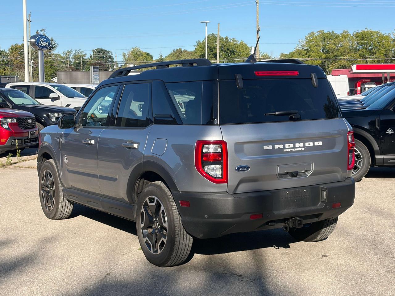 2023 Ford Bronco Sport Outer Banks 4x4 Photo3