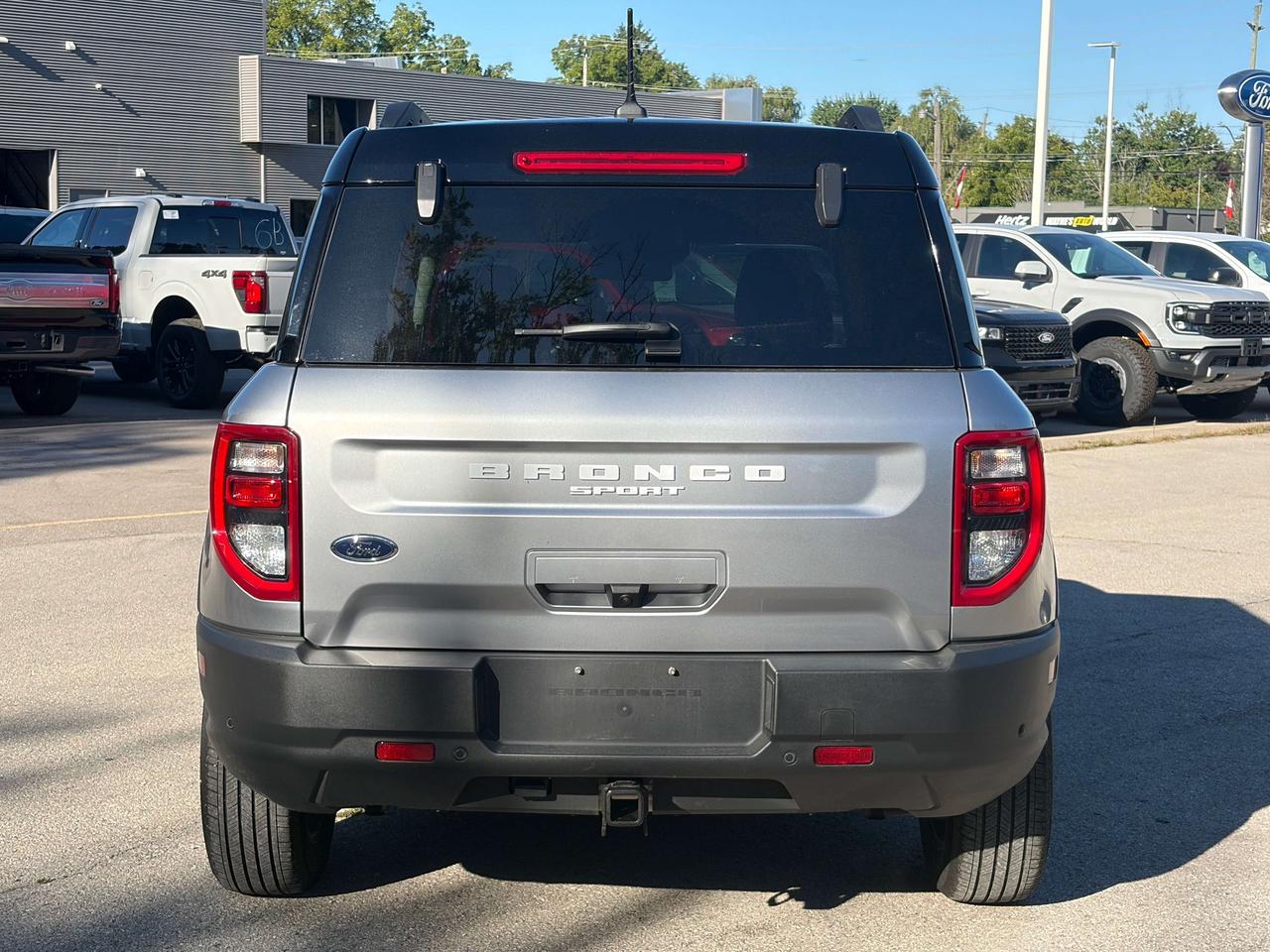 2023 Ford Bronco Sport Outer Banks 4x4 Photo4