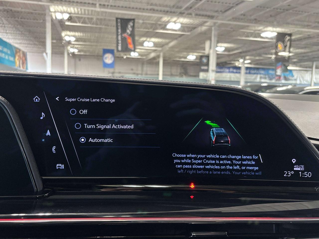2024 Cadillac Escalade V-Series|AWD|NO LUX TAX|682HP|V8SUPERCHARGED|LT4|+ Photo